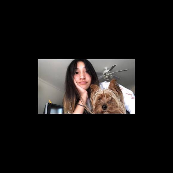 Meet your Posher, Olivia - Picture 1 of 1